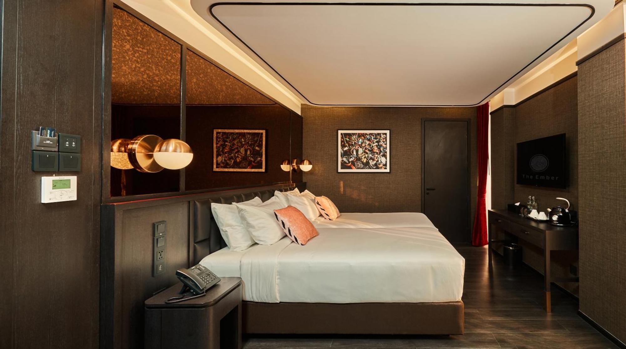 The Gravitique Hotel Khaosan Банкок Екстериор снимка