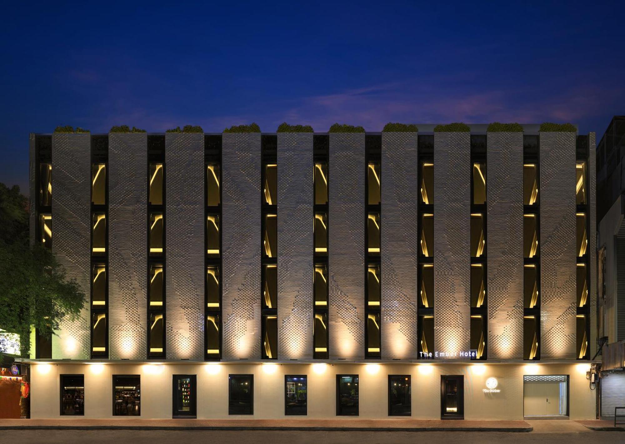 The Gravitique Hotel Khaosan Банкок Екстериор снимка